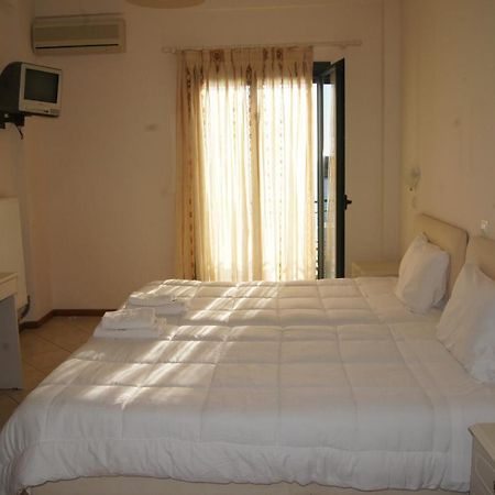 Gorgones, Sea-Front, Great View Aparthotel Кардамили Екстериор снимка