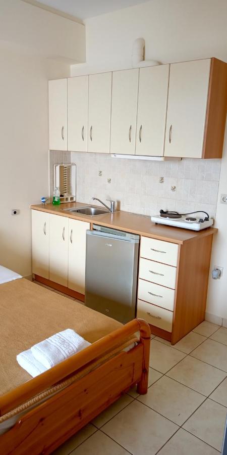 Gorgones, Sea-Front, Great View Aparthotel Кардамили Екстериор снимка