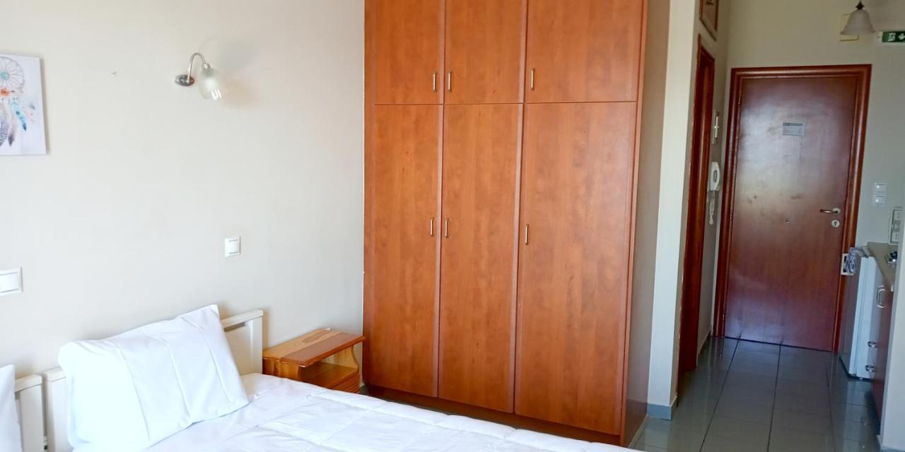 Gorgones, Sea-Front, Great View Aparthotel Кардамили Екстериор снимка