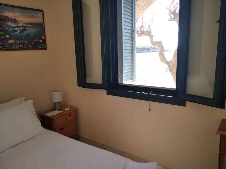 Gorgones, Sea-Front, Great View Aparthotel Кардамили Екстериор снимка